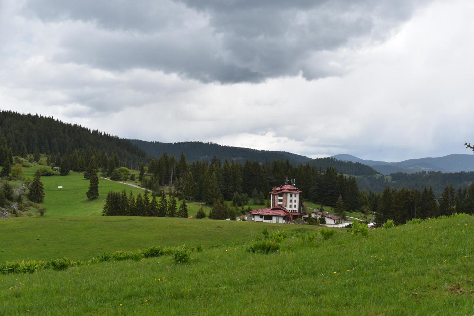 Hotel Coop Rozhen Pamporovo Exterior foto